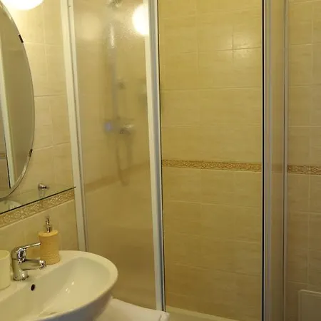 Vento Di Terra בית הארחה 4*