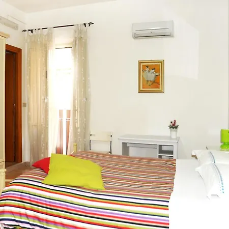 Guest house Vento Di Terra 3*